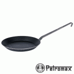 Petromax SP24 kovácsoltvas serpenyő, 24 cm, SP24